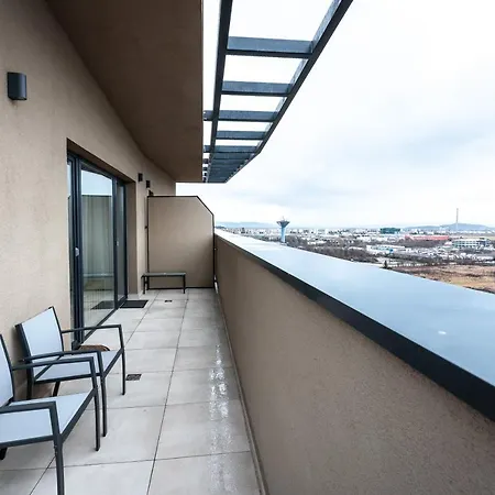 Mountain Breeze Apartterrace